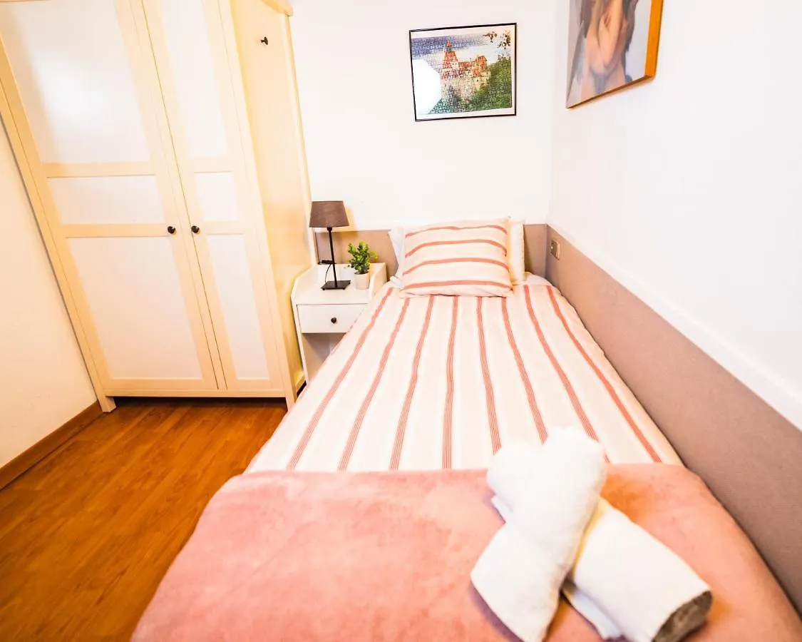 ברצלונה Rustic Poble Sec Apartment